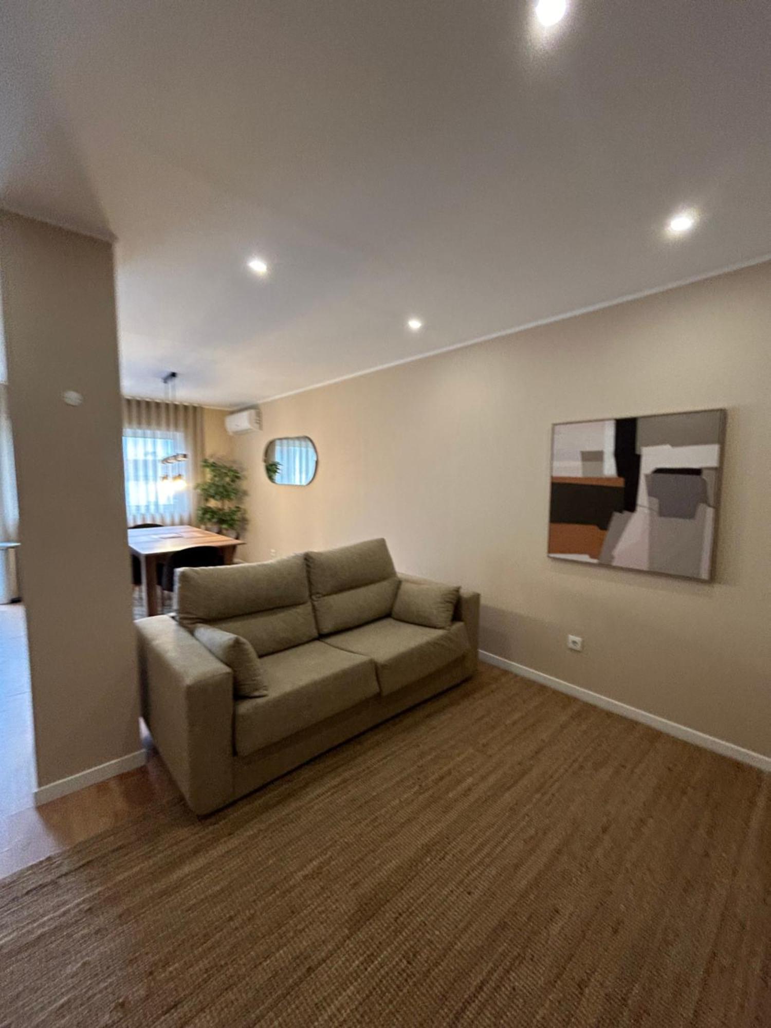 Oporto Near Family Apartments - Free Parking Exterior photo