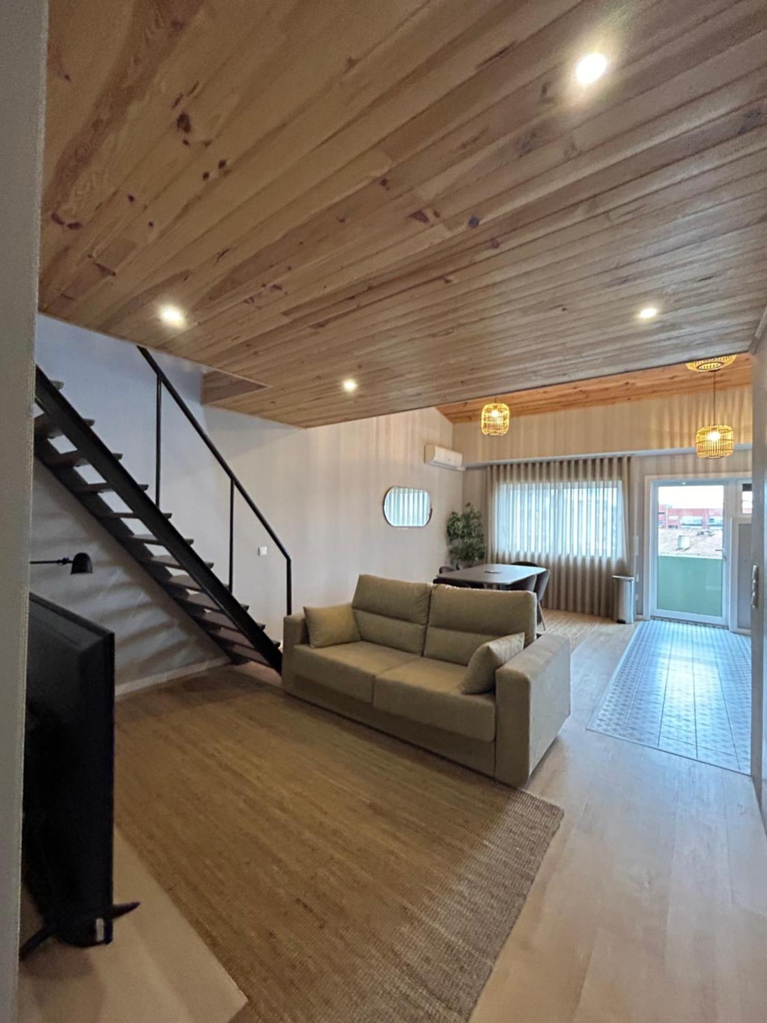 Oporto Near Family Apartments - Free Parking Exterior photo