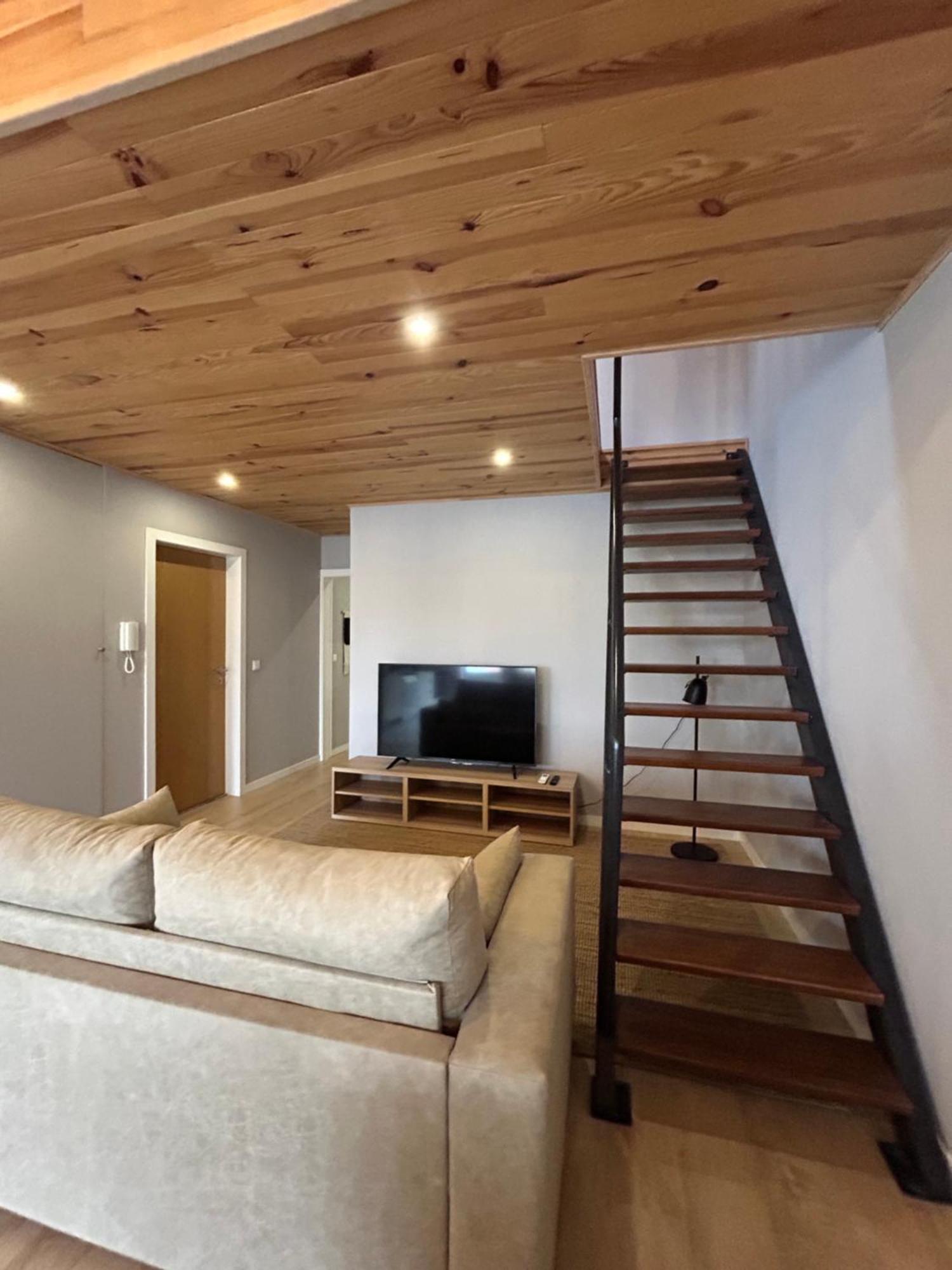Oporto Near Family Apartments - Free Parking Exterior photo