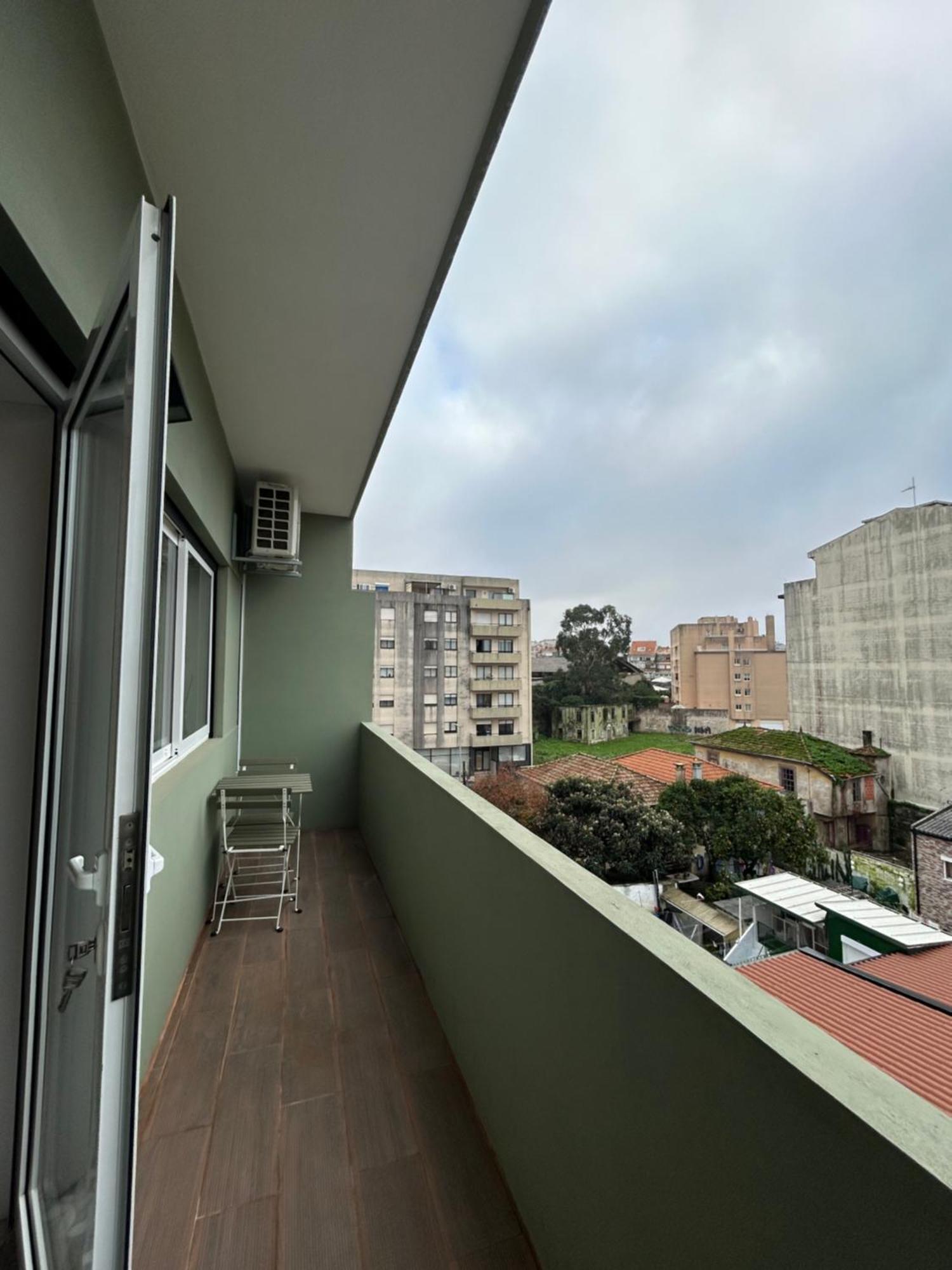 Oporto Near Family Apartments - Free Parking Exterior photo
