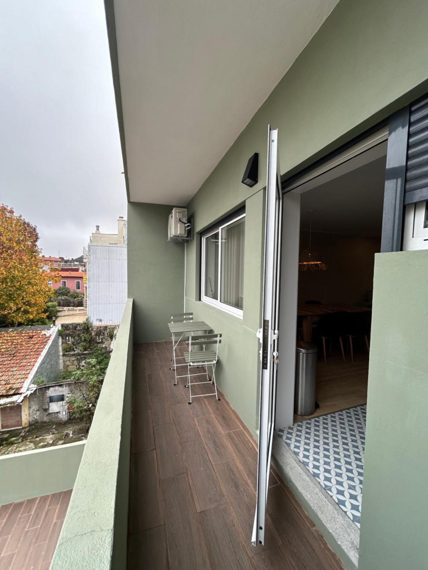 Oporto Near Family Apartments - Free Parking Exterior photo